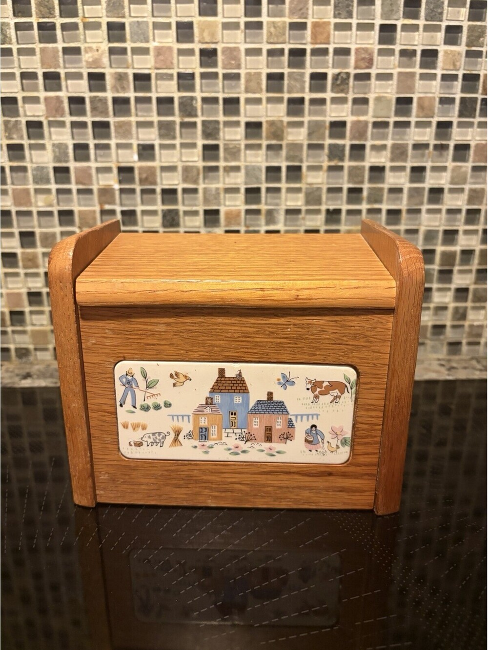 Vintage Heartland International Wooden Oak Recipe Box Farmhouse Country Kitchen